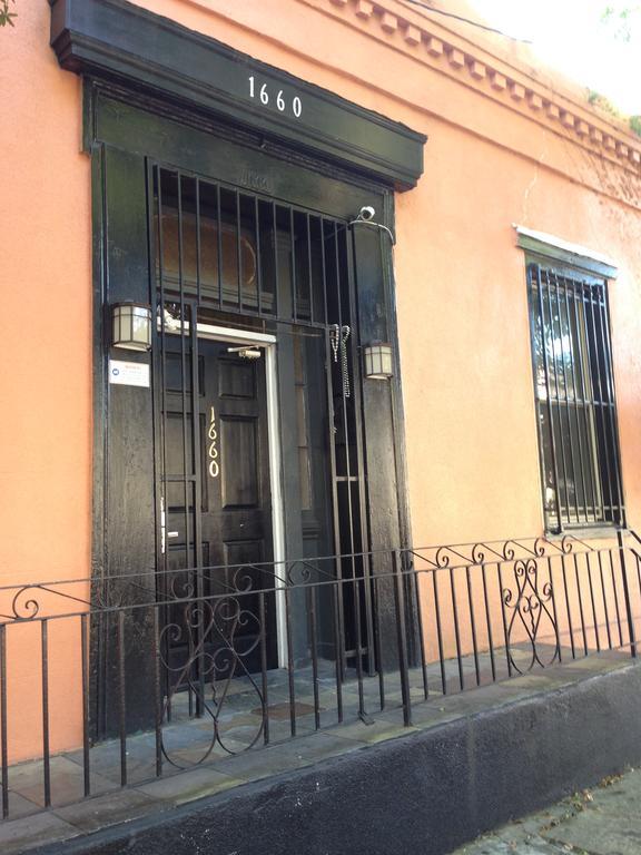 The Garden District House Hostel New Orleans Exterior photo